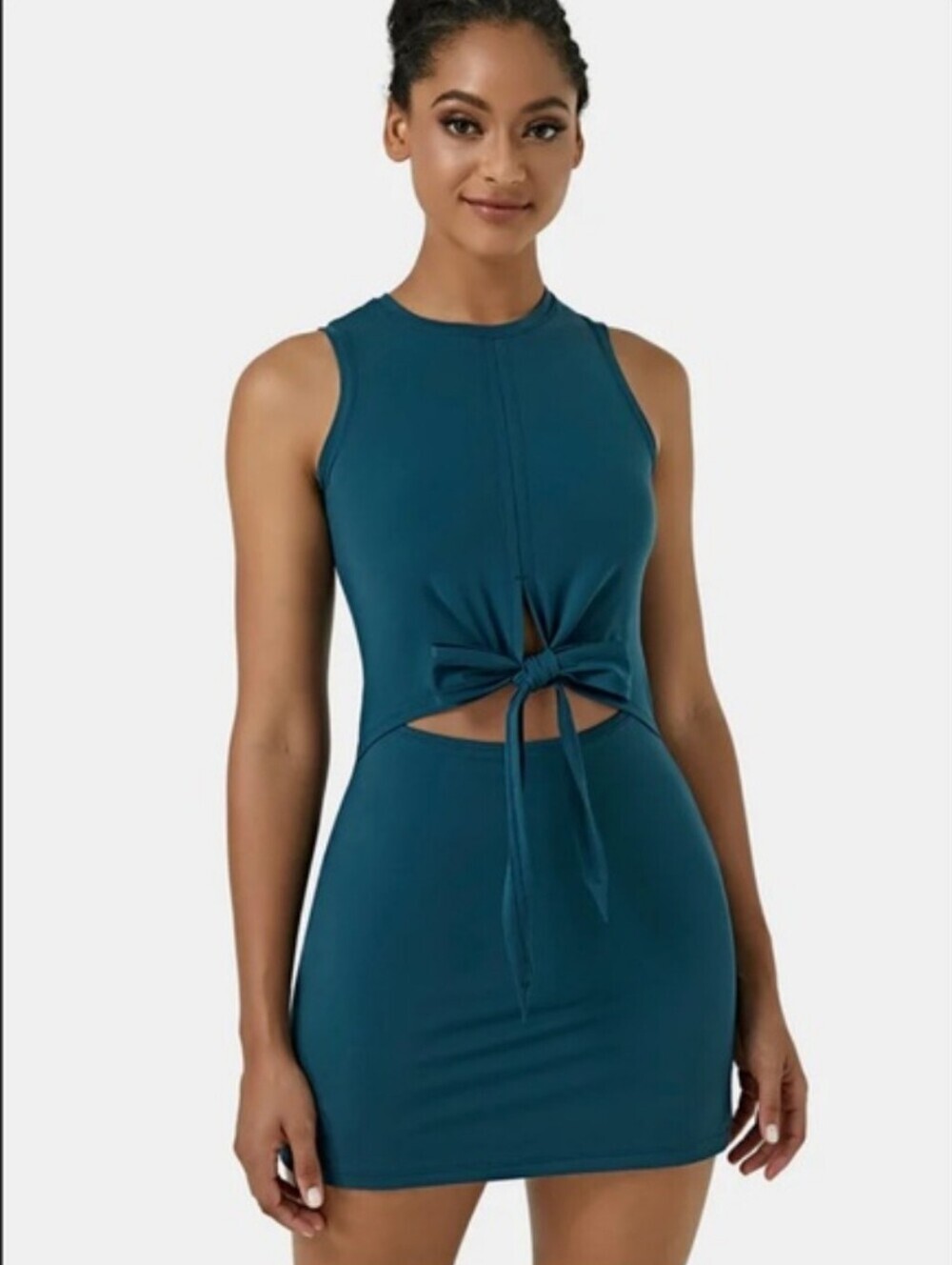 Halara Everyday Activity Dress. Versatile tie-up design, in front or back. Size